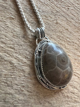Load image into Gallery viewer, Petoskey Stone Nest Statement Necklace