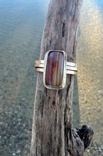 Load image into Gallery viewer, Gold Lake Superior Agate Pebble Stacker Ring- Sz 7