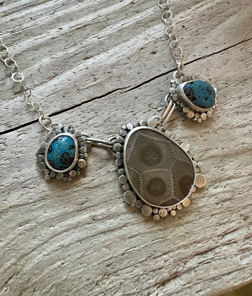 Wave Triple Stone Necklace