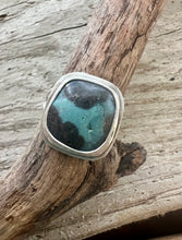 Load image into Gallery viewer, Minty Cow Leland Blue Ring
