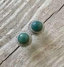 Load image into Gallery viewer, Leland Blue Burst Stud
