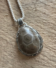 Load image into Gallery viewer, Petoskey Stone Nest Statement Necklace
