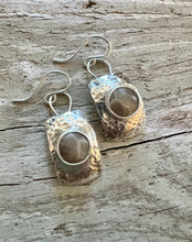 Load image into Gallery viewer, Petoskey Stone Curved Hammered Squares
