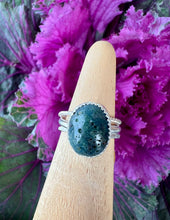 Load image into Gallery viewer, Leland Blue Pebble Stacker-Size 5
