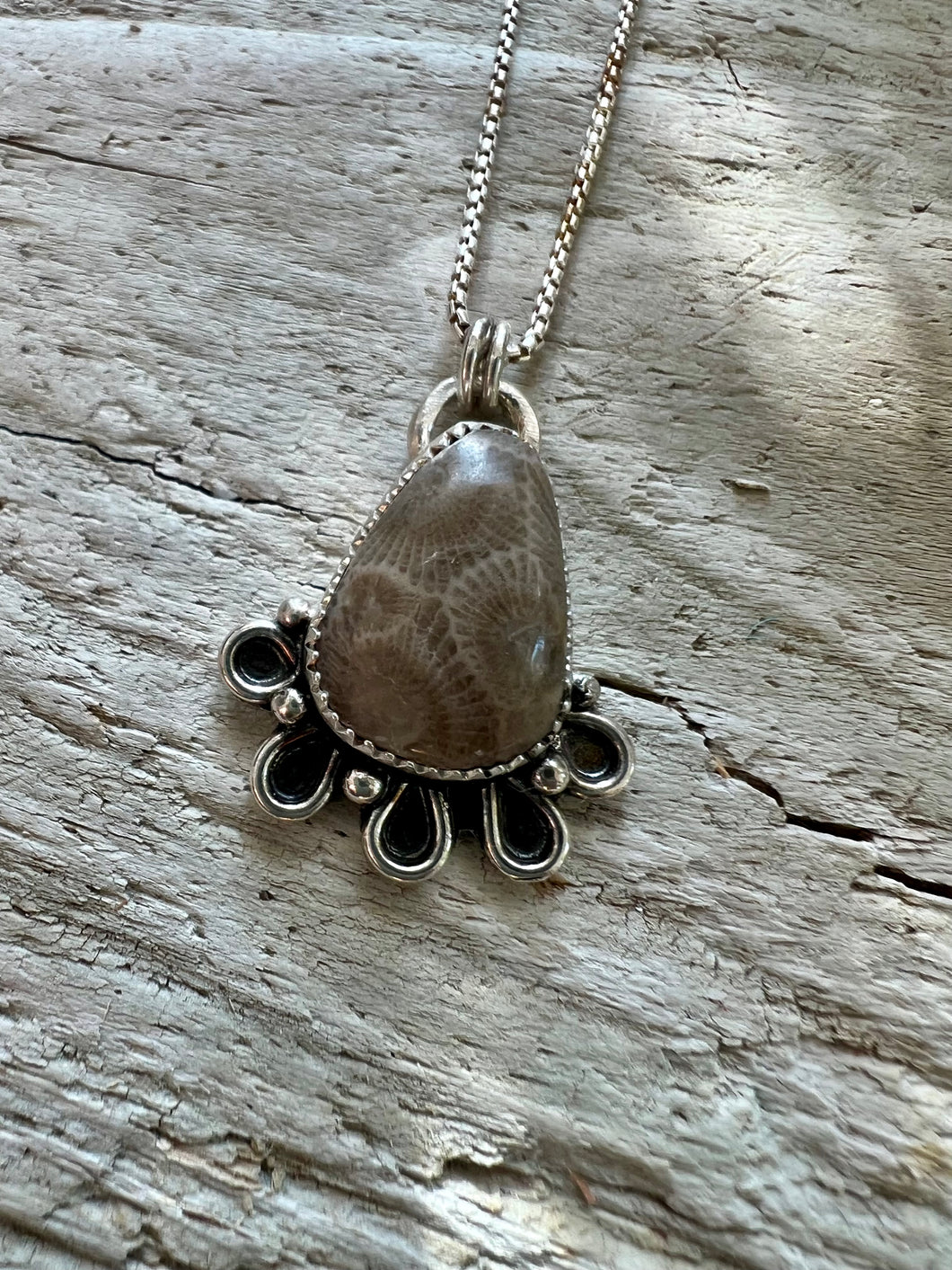 Petoskey Stone Dune Flower Necklace