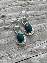 Load image into Gallery viewer, Leland Blue Hammered Drops
