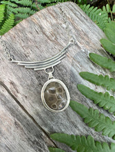 Load image into Gallery viewer, Petoskey Stone Breakaway Necklace
