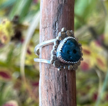 Load image into Gallery viewer, Leland Blue Cove Ring- Size 6
