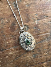 Load image into Gallery viewer, Isle Royal Green Necklace
