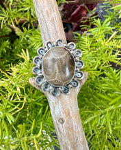 Load image into Gallery viewer, Petoskey Stone Dune Flower Ring
