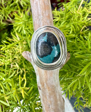 Load image into Gallery viewer, Minty Cow Leland Blue Ring
